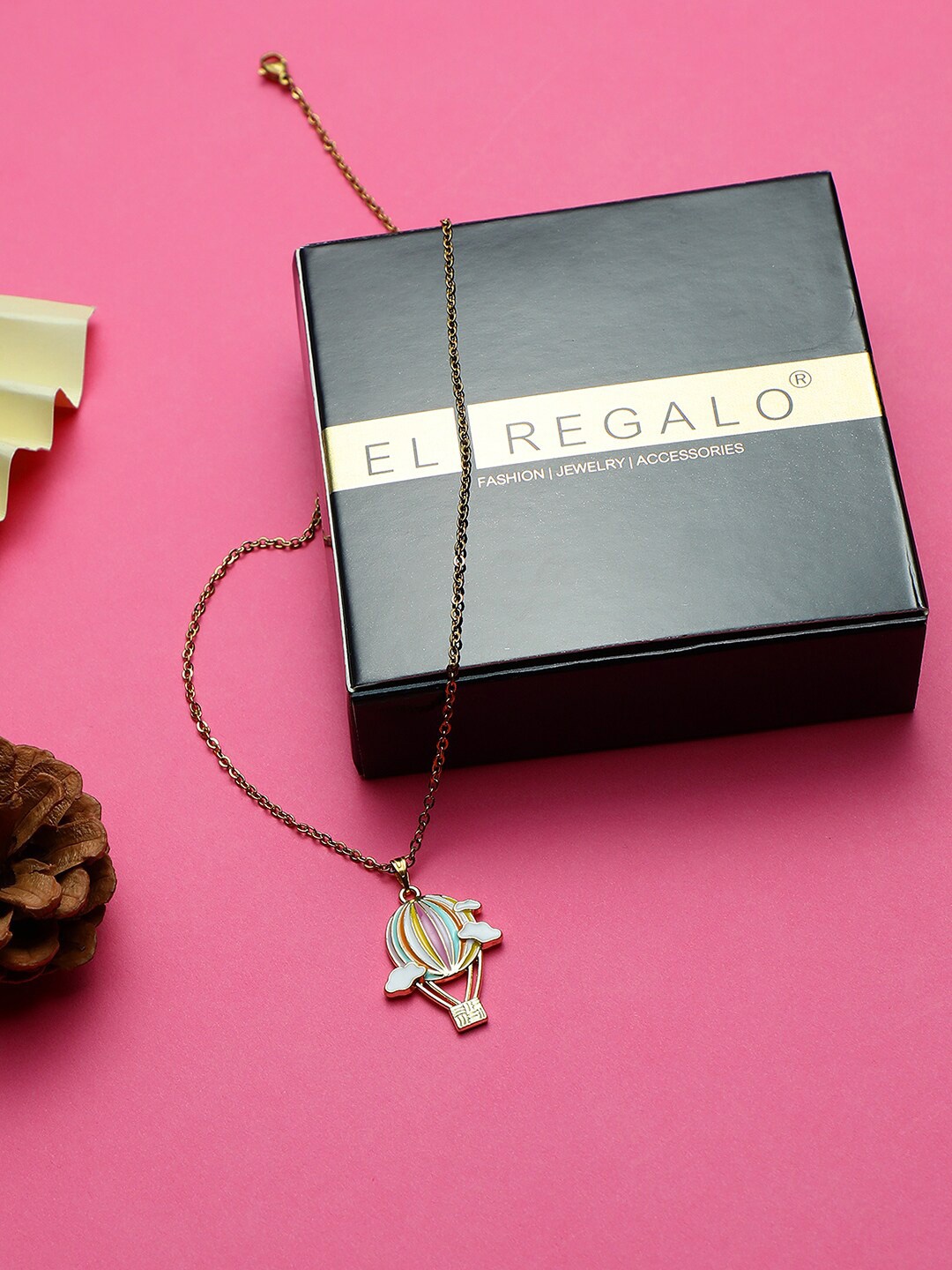 

EL REGALO Gold-Plated Enamelled Contemporary Pendant With Chain