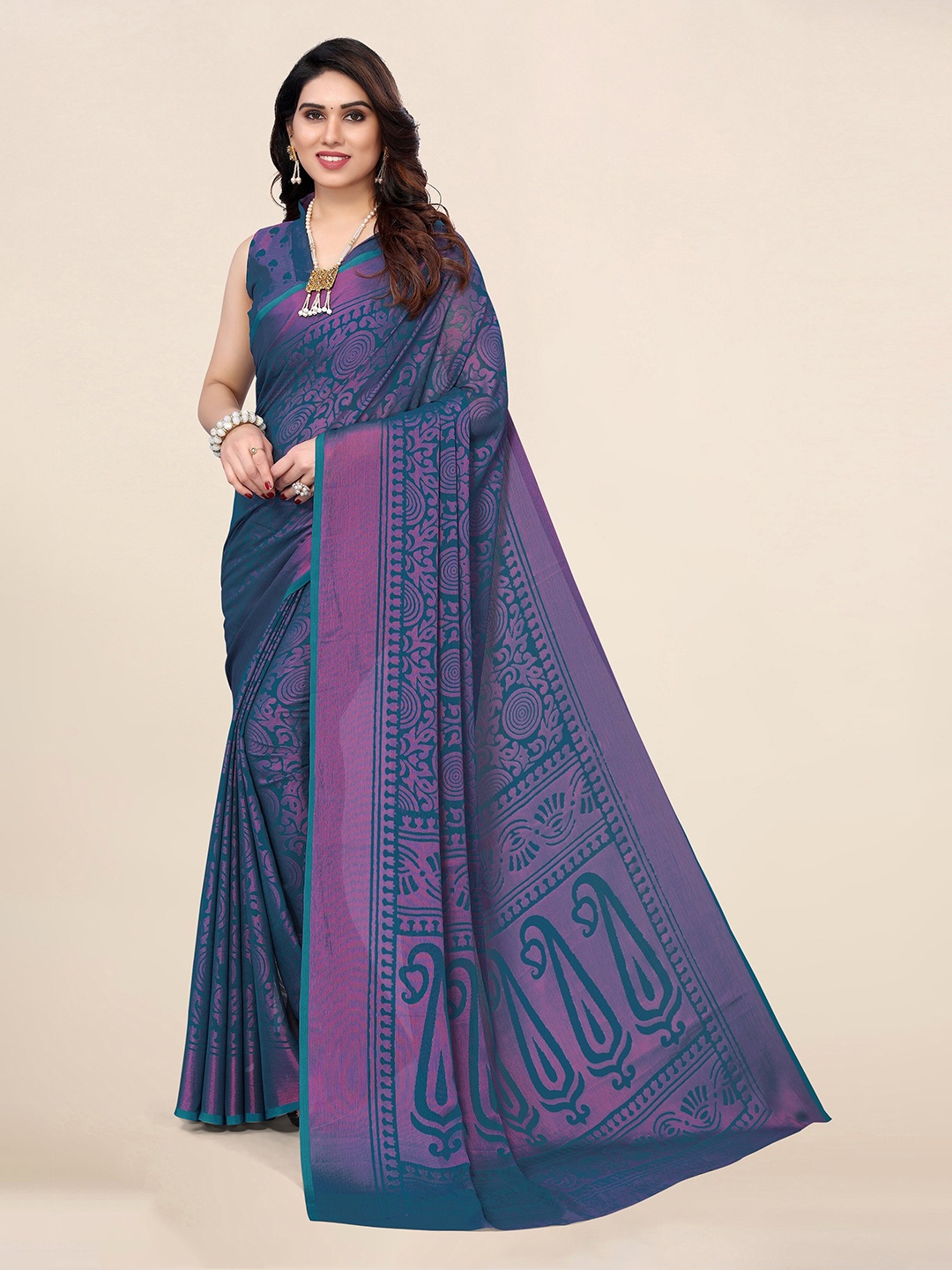 

Winza Designer Floral Printed Saree, Teal