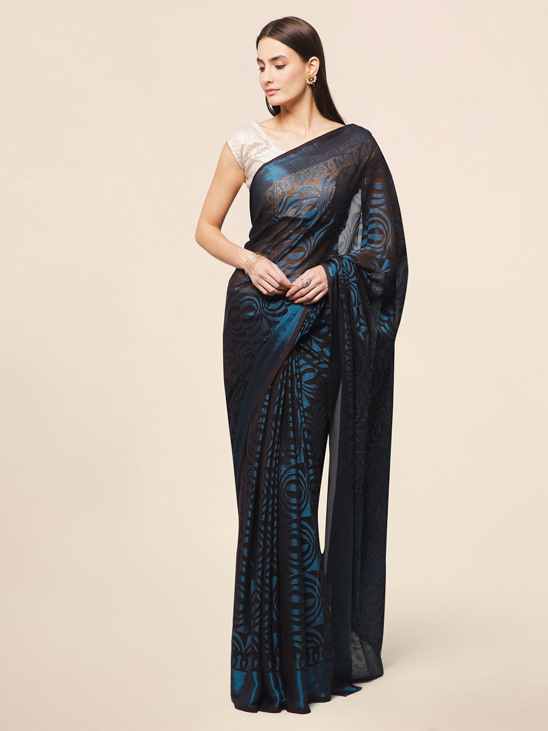 

Winza Designer Poly Chiffon Designer Saree, Black