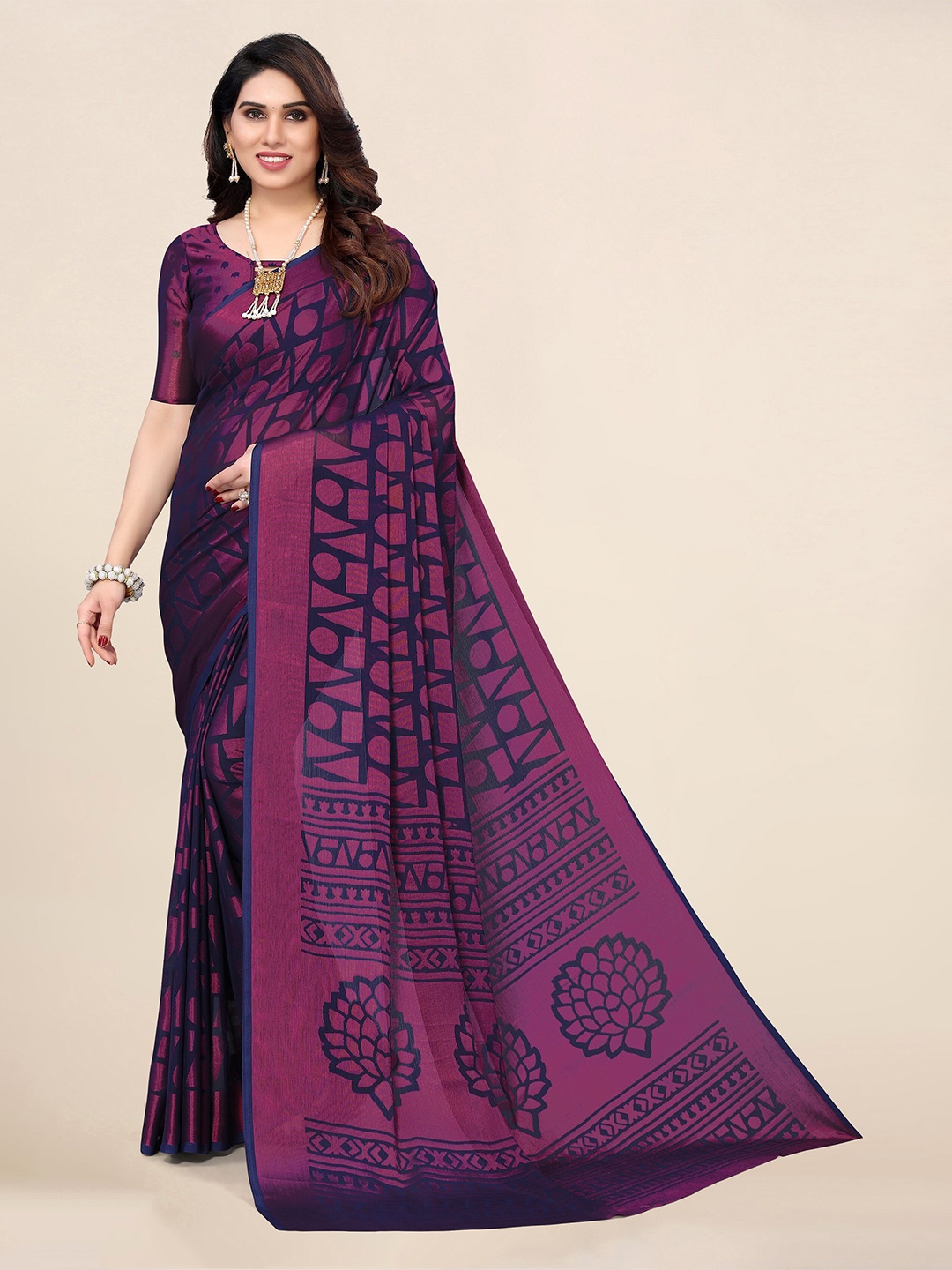 

Winza Designer Geometric Printed Chiffon Brasso Saree, Navy blue