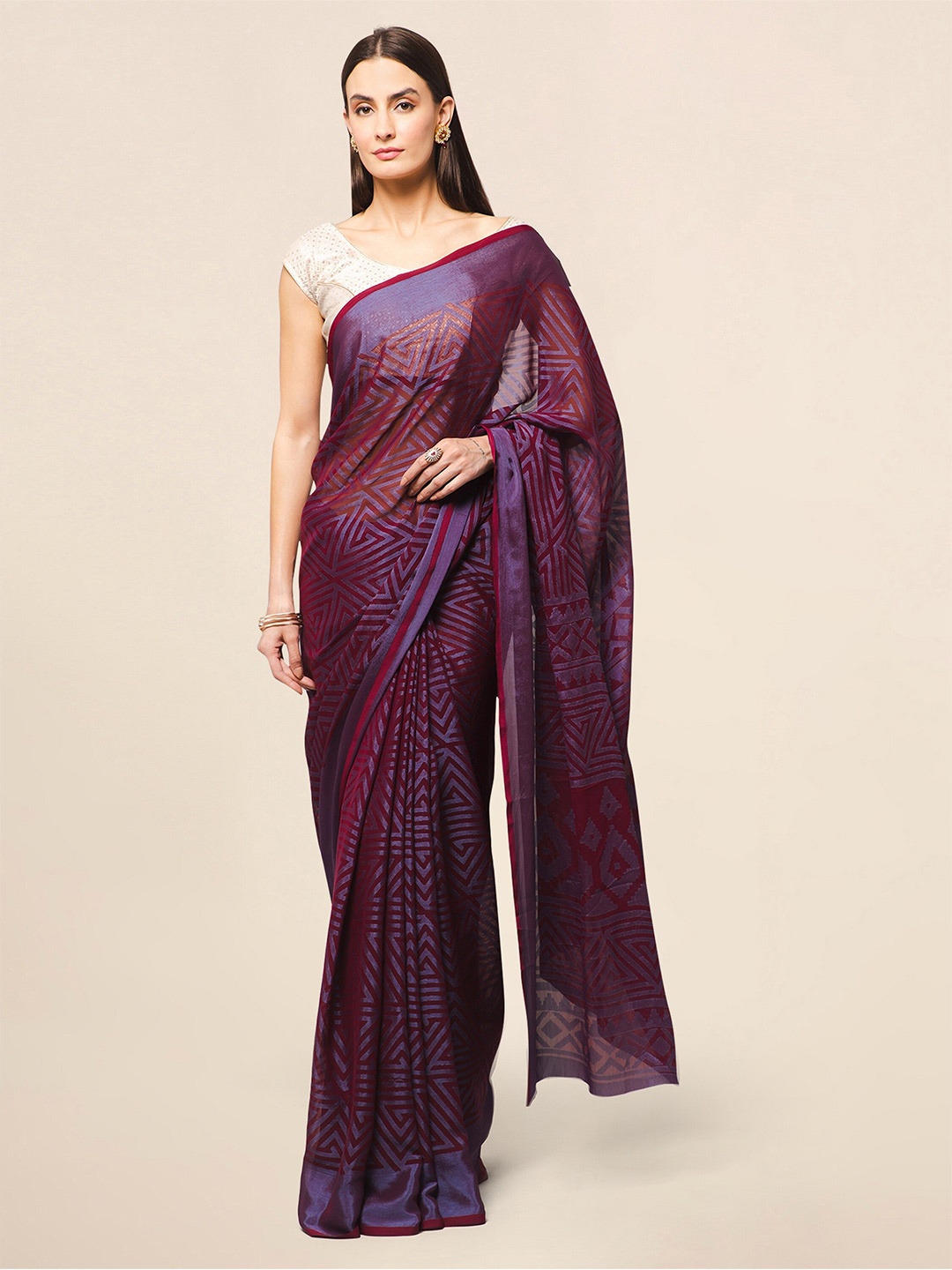 

Winza Designer Geometric Printed Saree, Magenta