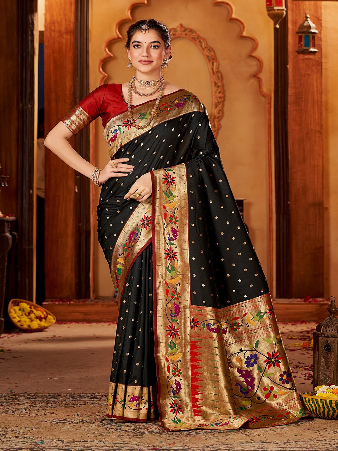 

Kalapushpi Ethnic Motifs Woven Design Zari Banarasi Saree, Black