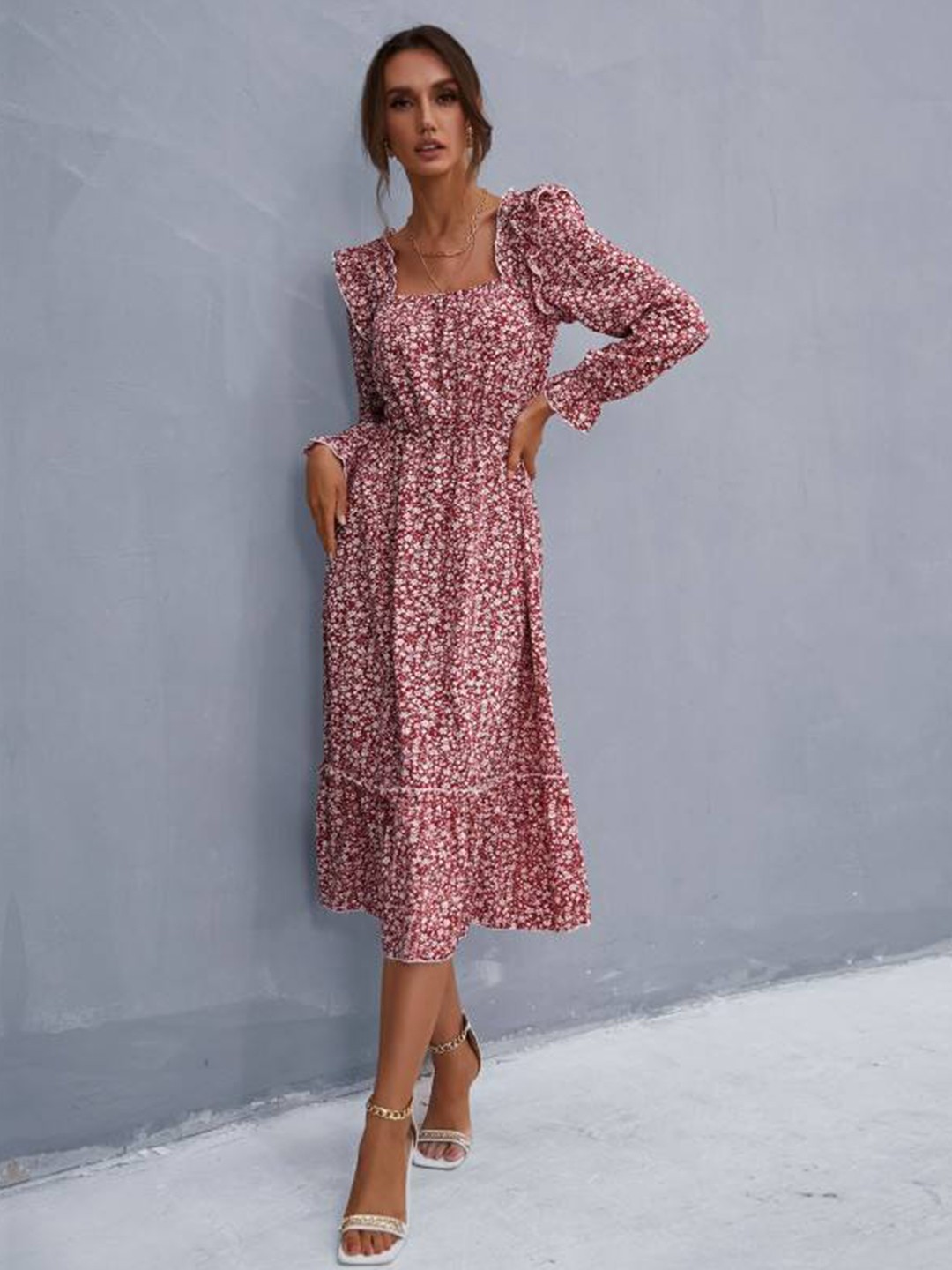 

StyleCast Red Floral Printed Square Neck Puff Sleeves Tiered Fit and Flare Midi Dress