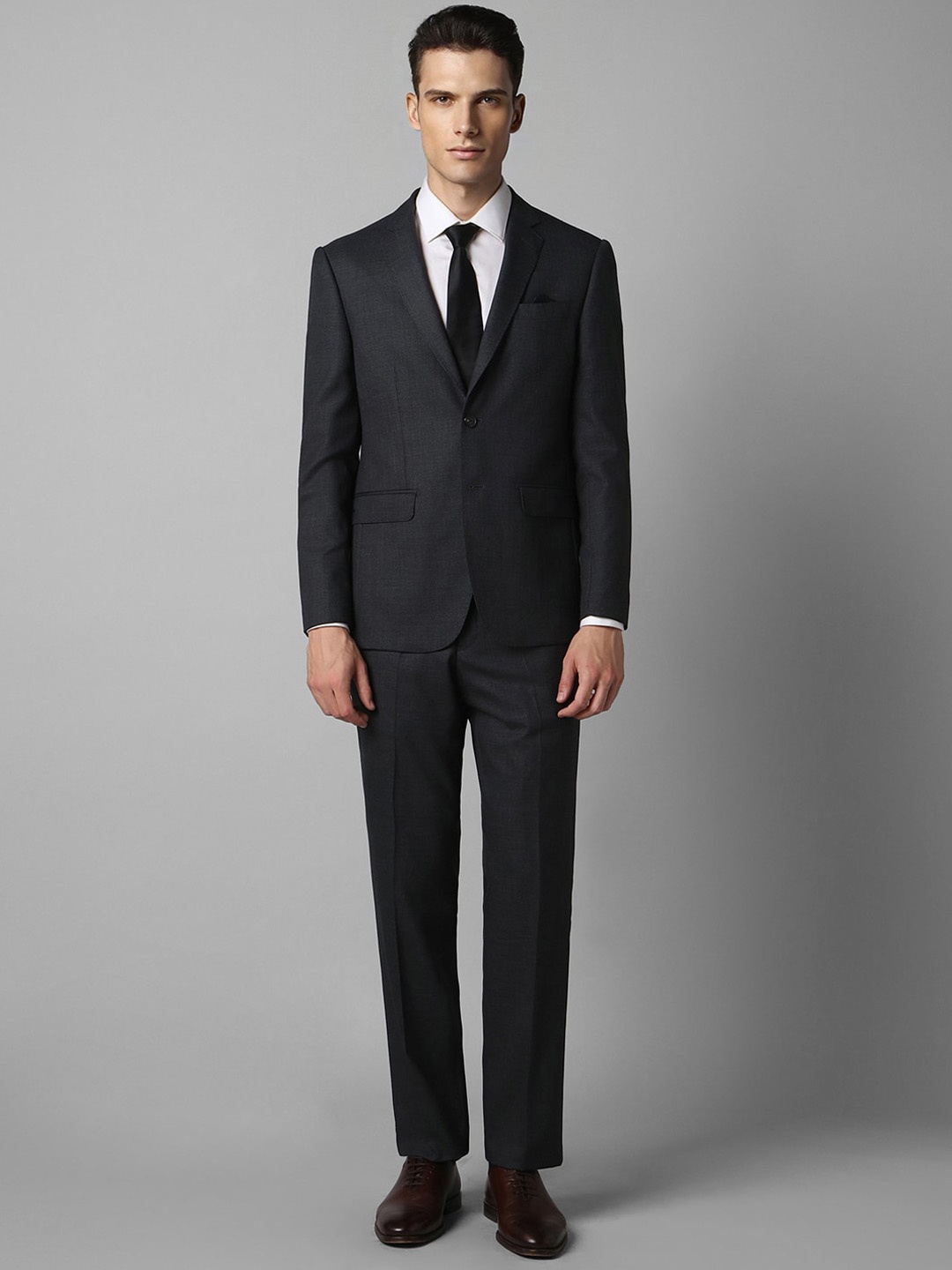 

Luxure by Louis Philippe Slim Fit Single-Breasted Two-Piece Formal Suit, Black