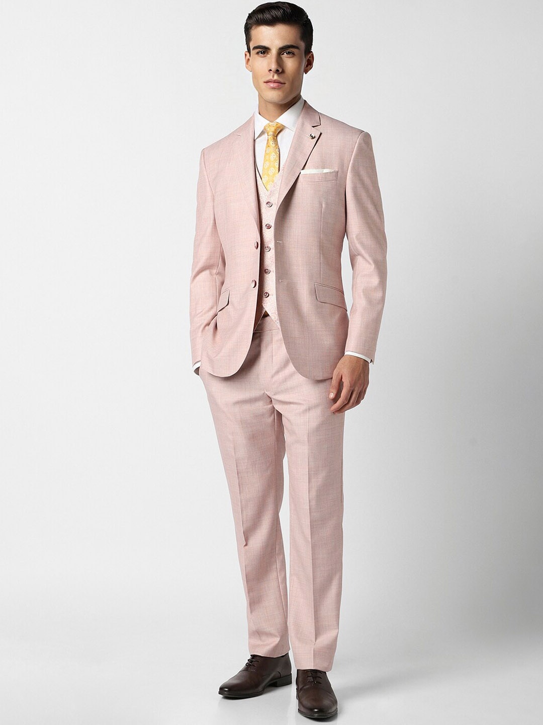 

Van Heusen Slim-Fit Single-Breasted Three-Piece Formal Suit, Pink