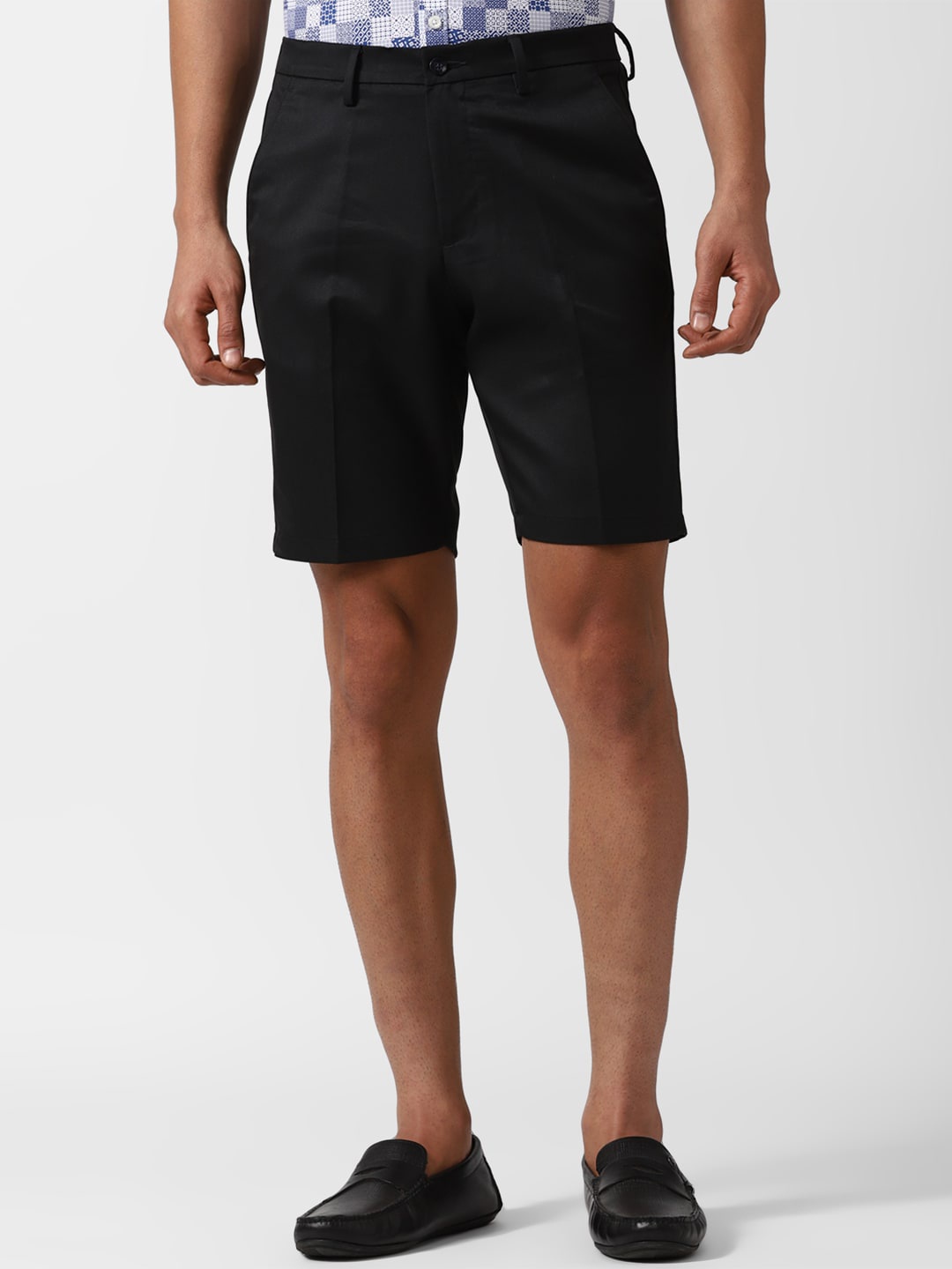 

Peter England Men Mid Rise Slim Fit Shorts, Black