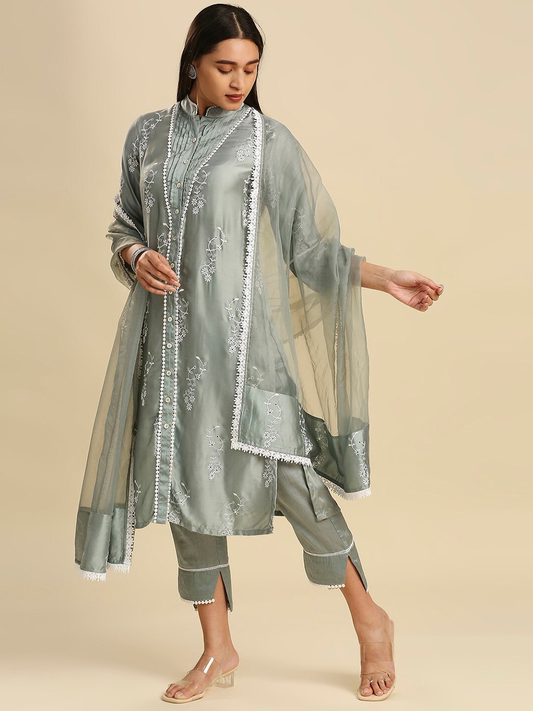 

Hakoba Ethnic Motifs Embroidered Mandarin Collar Straight Kurta & Trousers With Dupatta, Grey