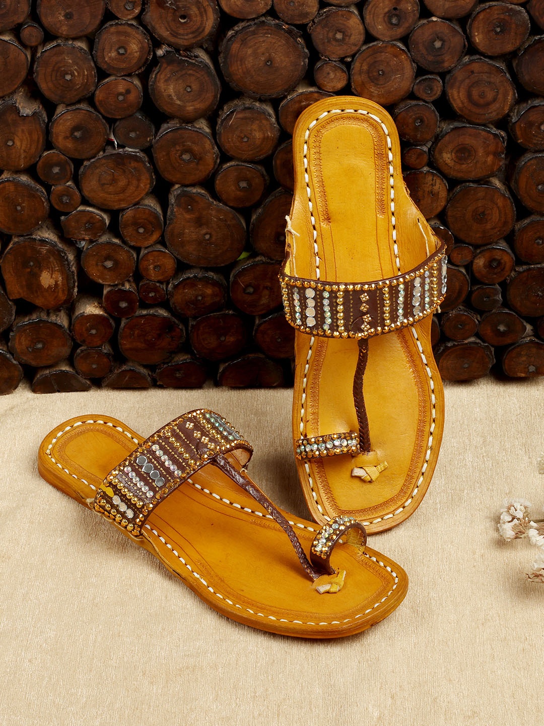 

PehnawaCraft Ethnic Embellished Leather One Toe Flats, Brown