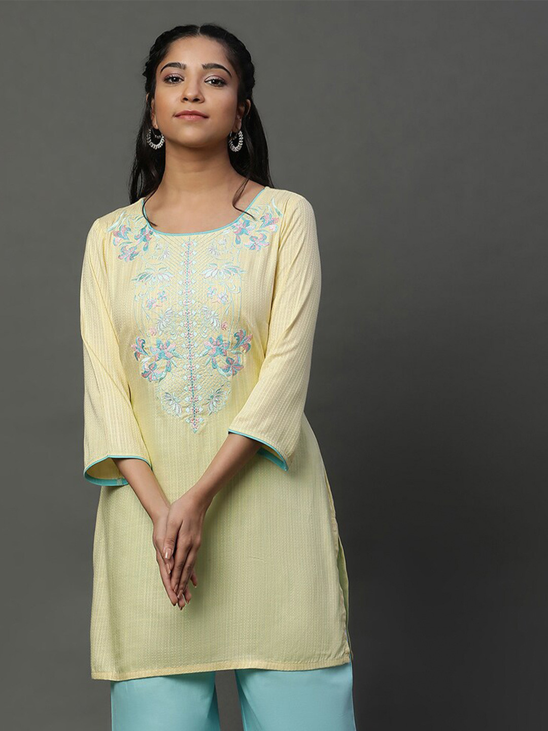 

AURELIA Ethnic Motifs Embroidered Pure Cotton Kurti, Yellow