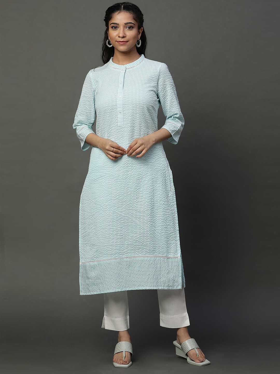 

AURELIA Striped Mandarin Collar Kurta, Blue