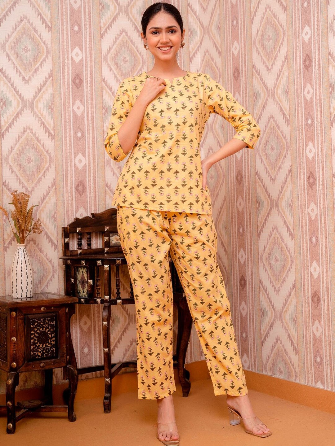 

Prakhya Ethnic Motifs Printed Top And Trousers, Yellow