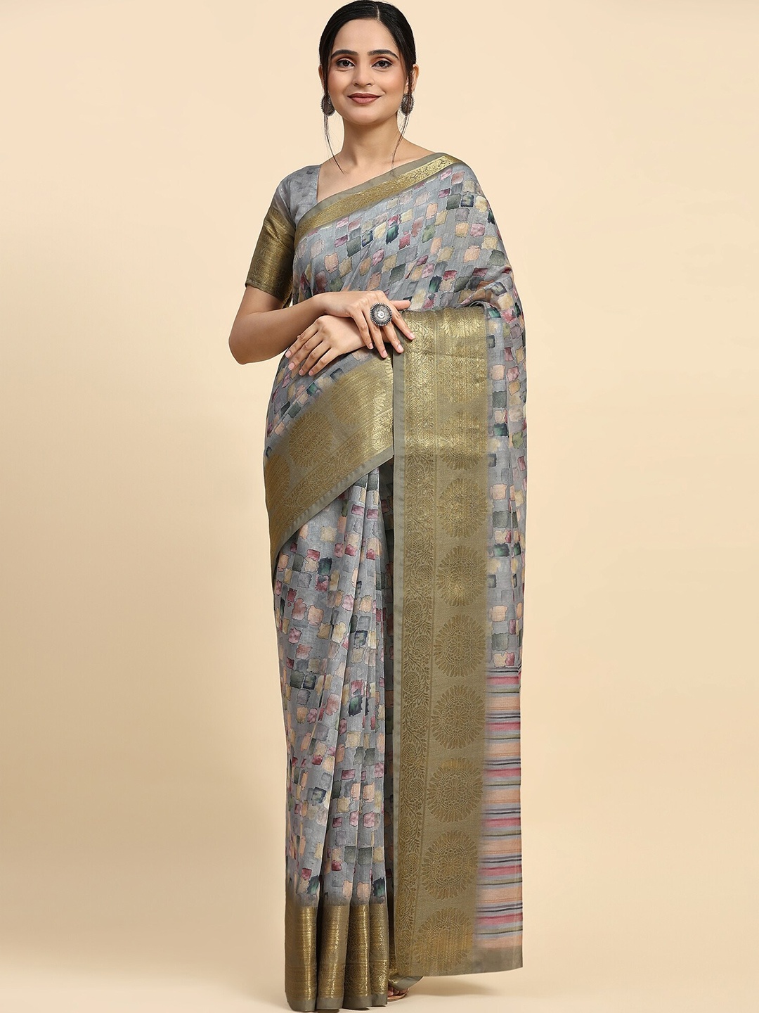 

RACHNA Floral Printed Satin Block Print Saree, Grey