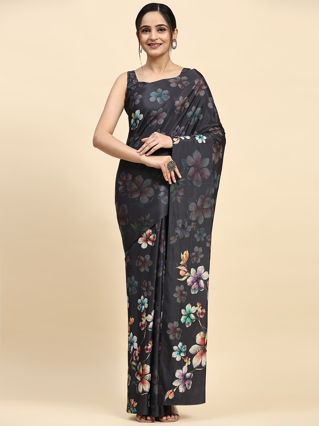 

RACHNA Floral Printed Satin Fusion Mangalagiri Saree, Grey