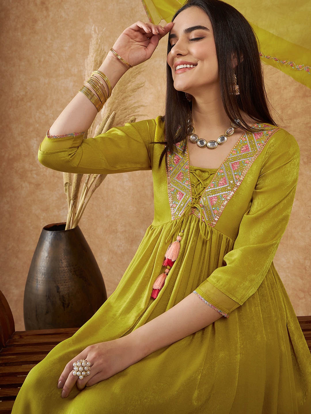 

Sangria Embroidered Empire Velvet Kurta With Trousers & Dupatta, Olive