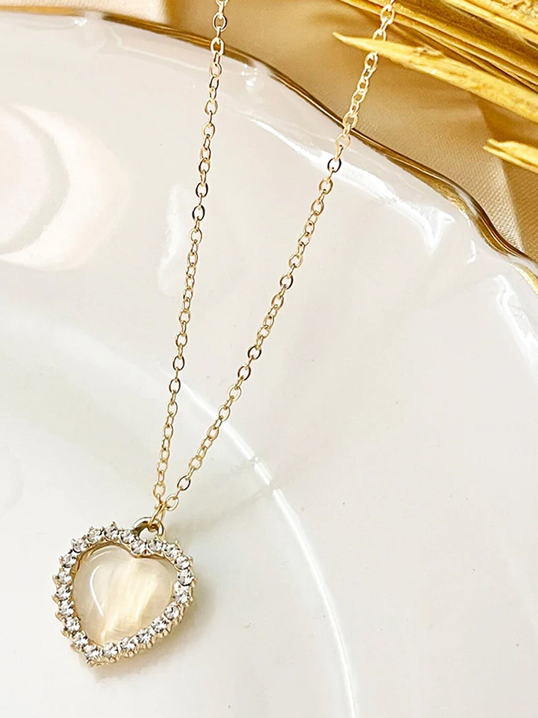 

Peora Gold-Plated Cubic Zirconia-Studded Heart Shape Pendant Chain Necklace