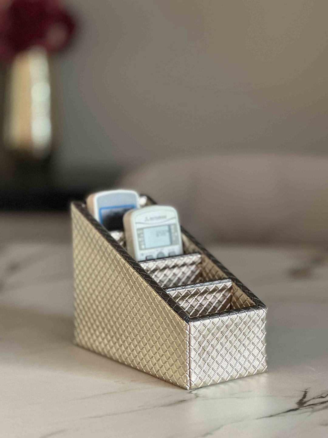 

Mason Home Grey Braided Remote Holder, Gold