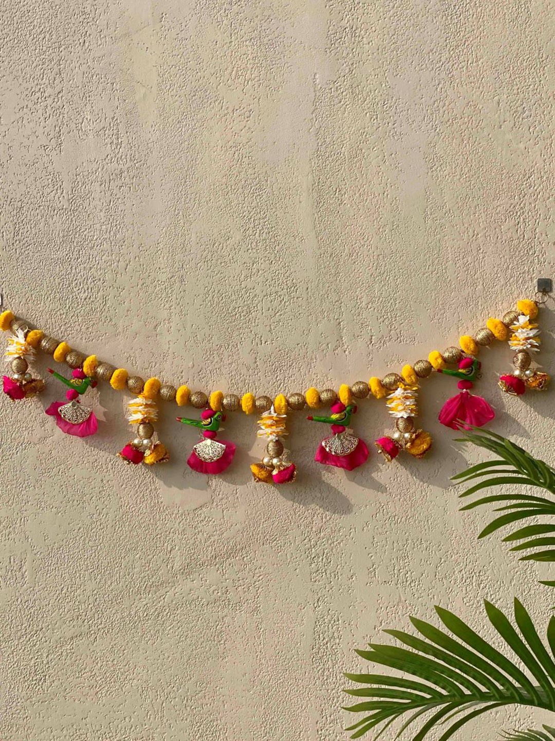 

Mason Home Orange-Coloured Floral Toran