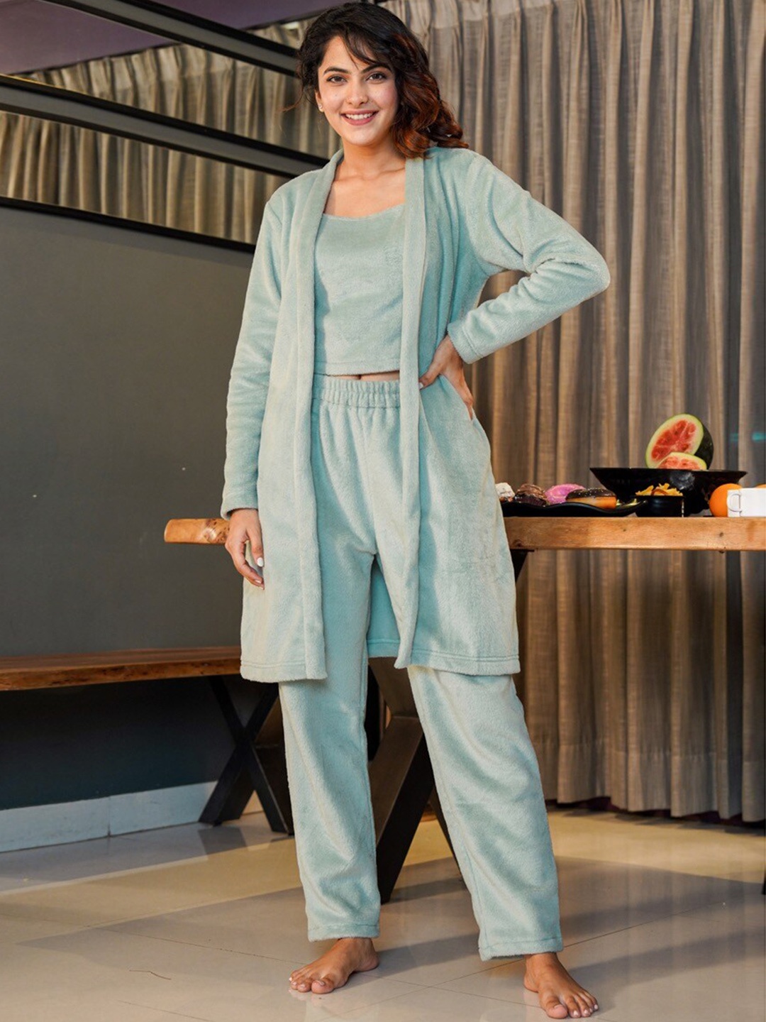

FEATHERS CLOSET Woollen Night Suit With Shrug, Turquoise blue