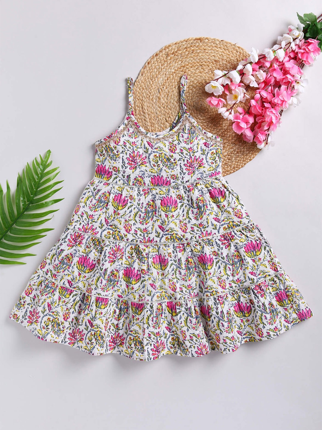 

Toonyport Girls Floral Printed Shoulder Straps Cotton Fit & Flare Dress, White