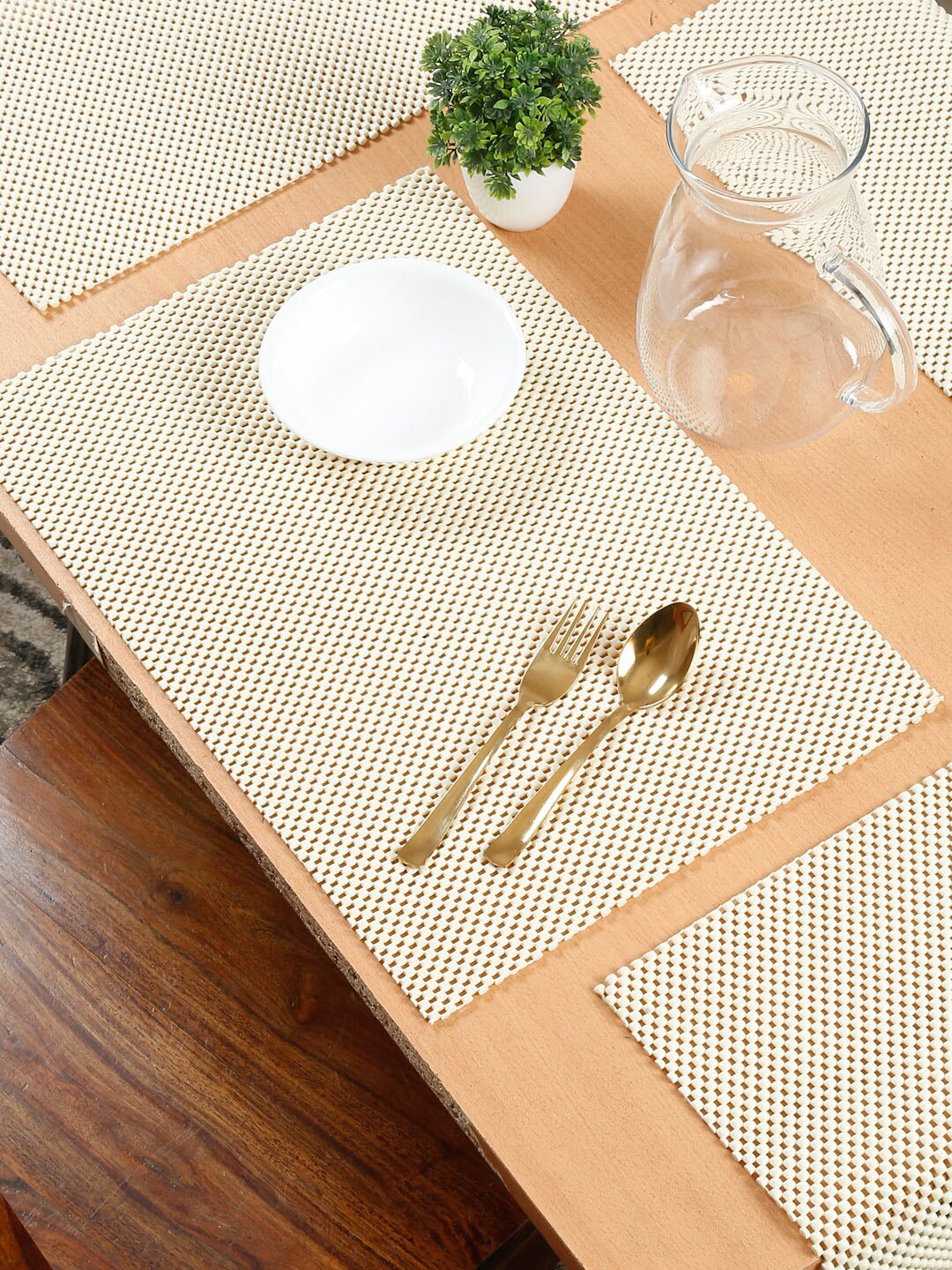 

SOKNACK 2 Pieces Cream Colored Rectangular Table Placemats