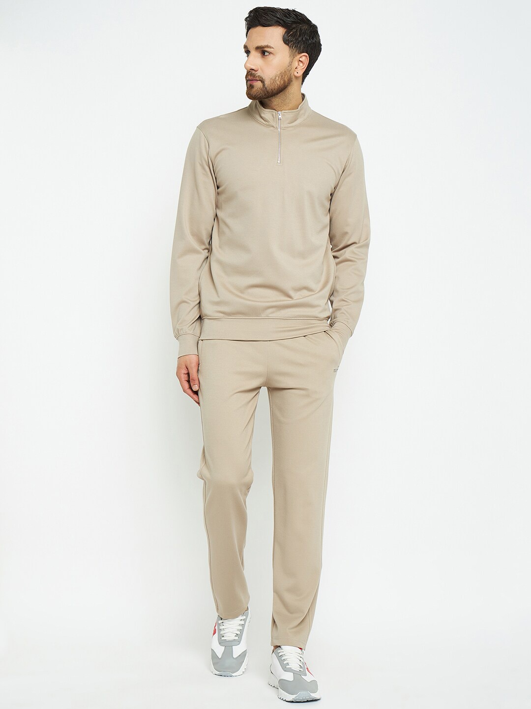 

Okane Mock Collar Sweatshirt With Trackpant, Beige