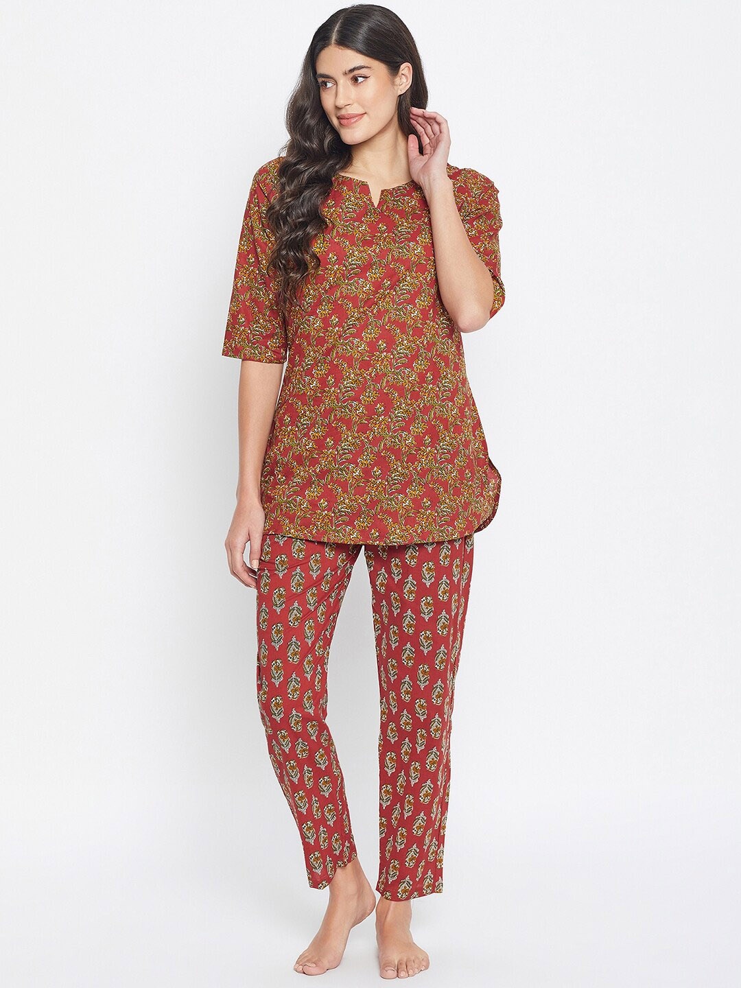 

Urban Komfort Floral Printed Pure Cotton Night suit, Red