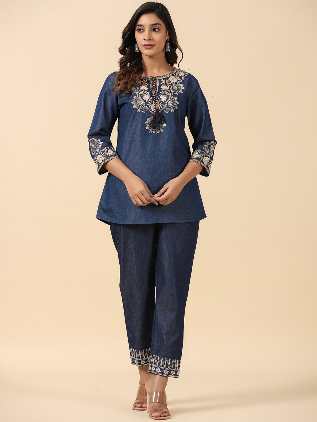 

SAVI Embroidered Tie-Up Neck Top With Trouser, Navy blue