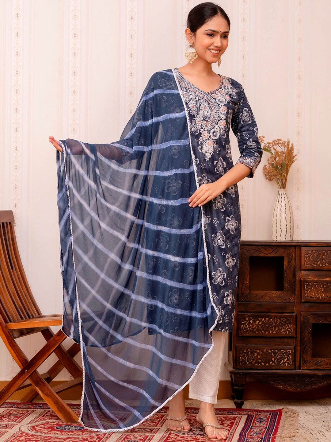 

Prakhya Floral Printed V-Neck Straight Pure Cotton Kurta Set With Dupatta, Blue