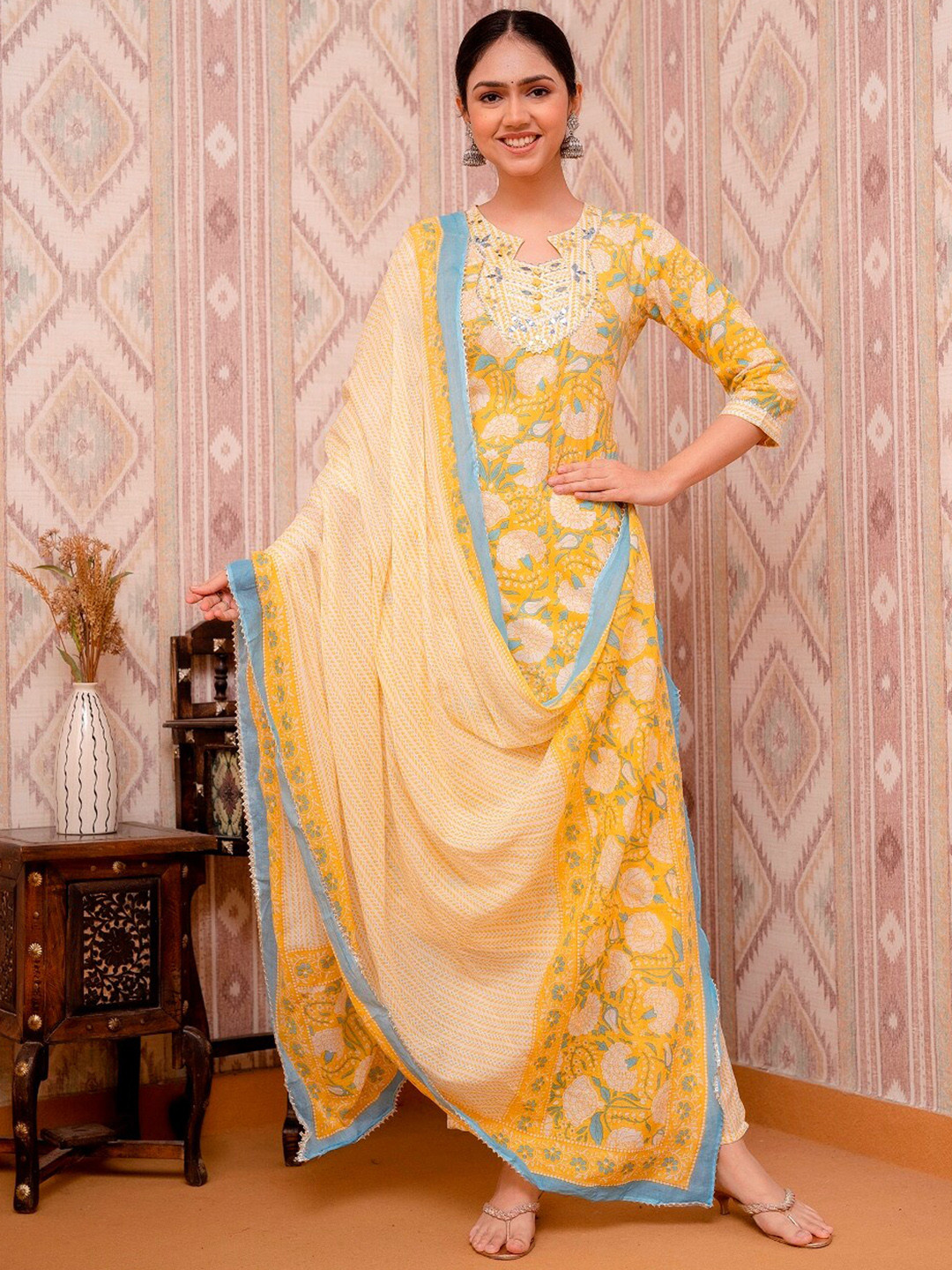 

Prakhya Floral Printed Gotta Patti Pure Cotton Kurta With Dupatta, Yellow