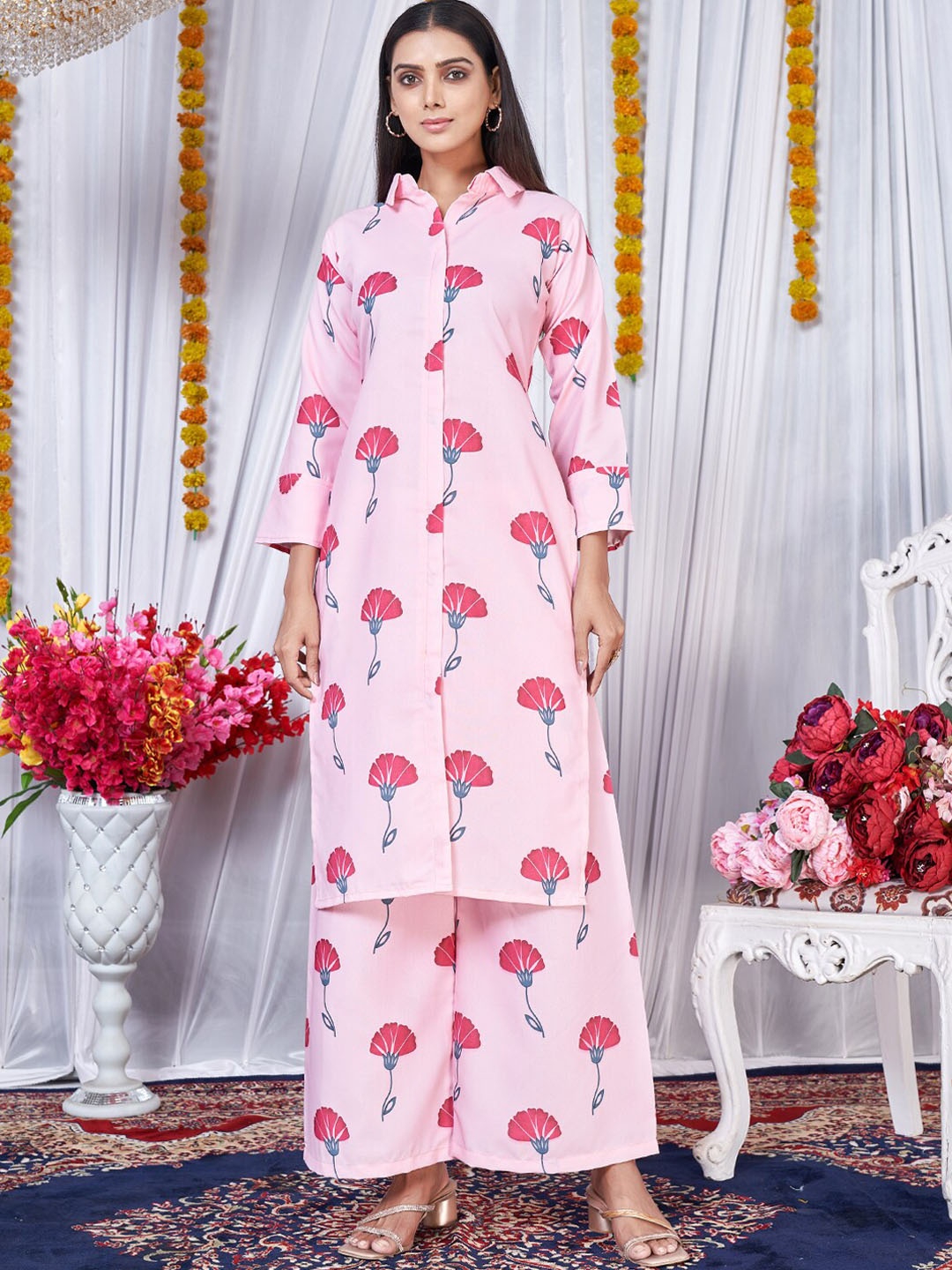 

Virah Fashion Floral Printed Regular Kurta with Palazzos, Pink