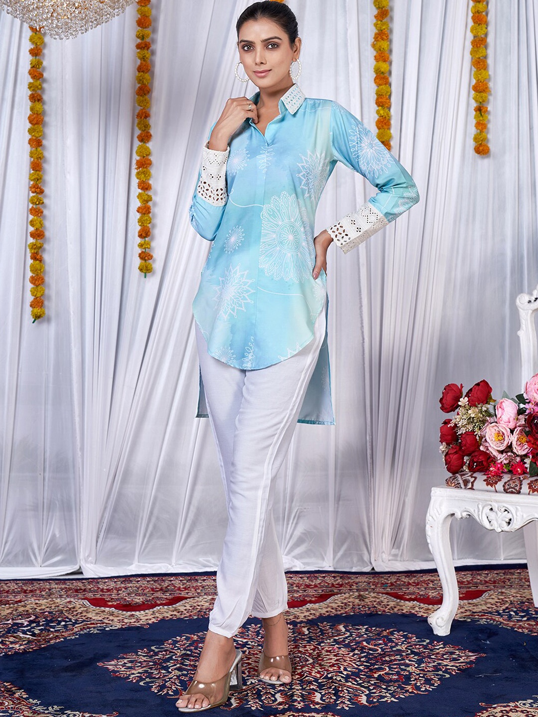 

Virah Fashion Ethnic Motifs Printed Regular Kurti with Trousers, Blue