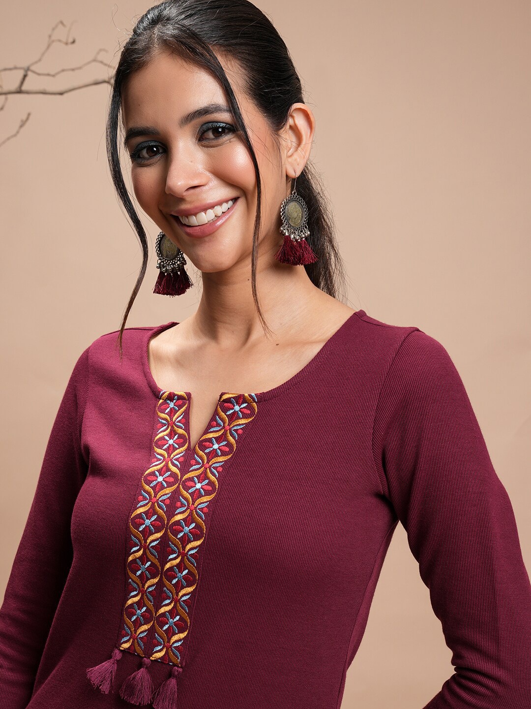 

KETCH Floral Yoke Design Embroidered Winter Straight Kurta, Red