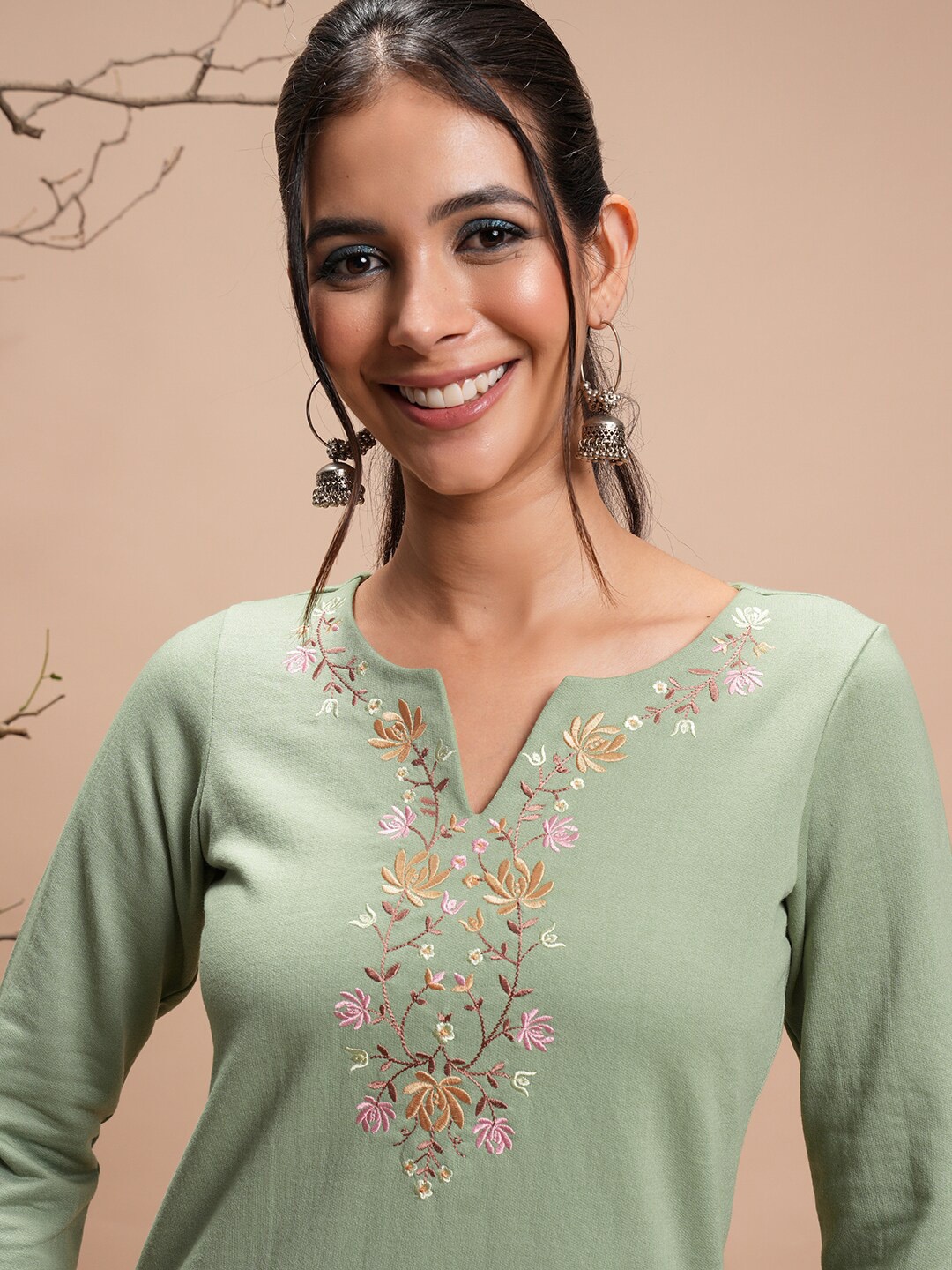 

KETCH Floral Yoke Design Winter Embroidered Straight Kurta, Olive