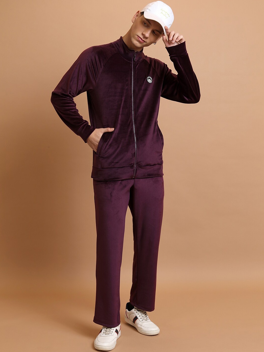 

HIGHLANDER Regular Fit Full Sleeve Full Zip High neck Sweatshirt With Trouser Co-Ords, Maroon