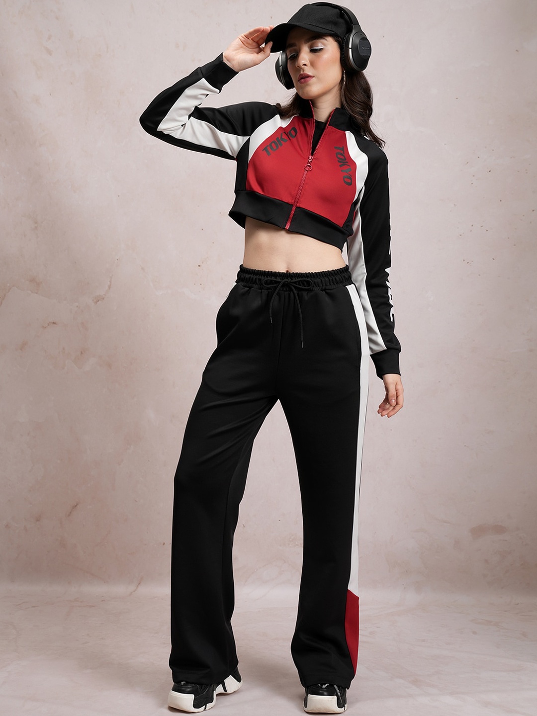 

Tokyo Talkies Slim Crop Jacket & Wideleg Pant Co-Ord, Red