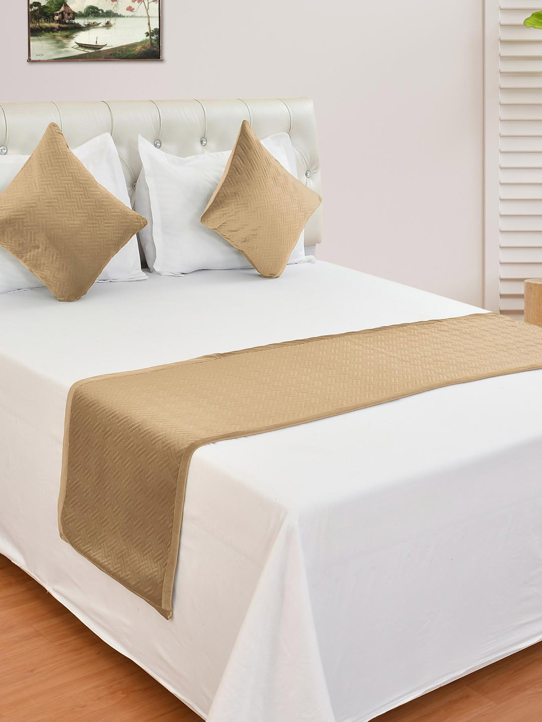 

Florida 3 Pcs Brown Self Design Velvet Bed Runner With Cushion Covers