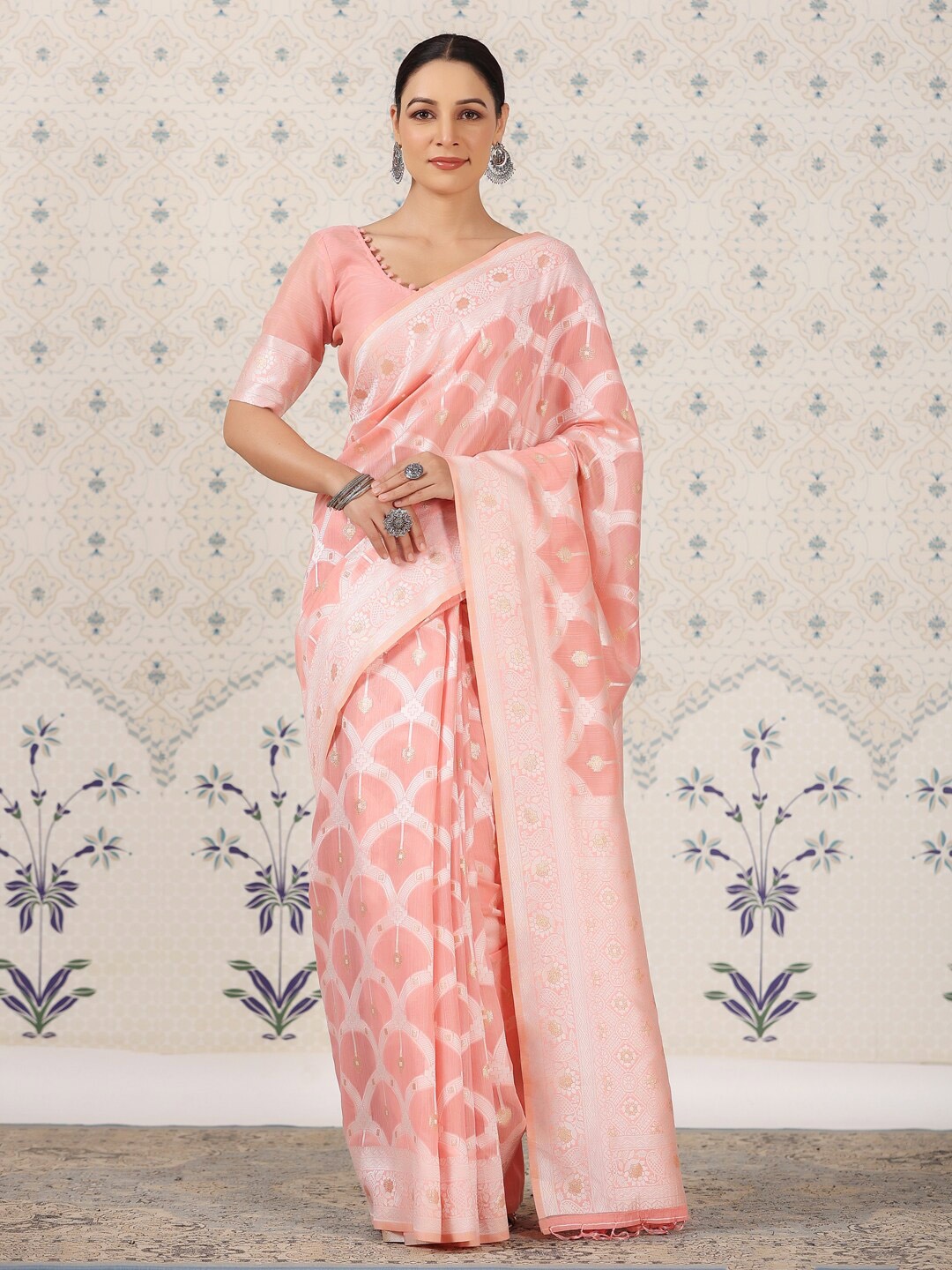 

Ode by House of Pataudi Zari Pure Linen Banarasi Saree, Pink