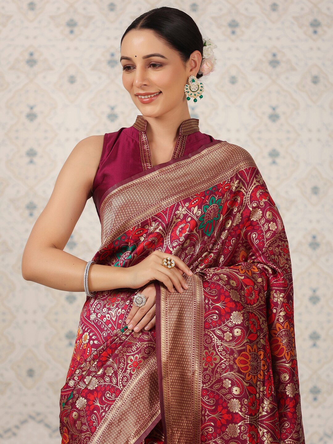 

Ode by House of Pataudi Ethnic Motifs Zari Pure Silk Banarasi Saree, Burgundy