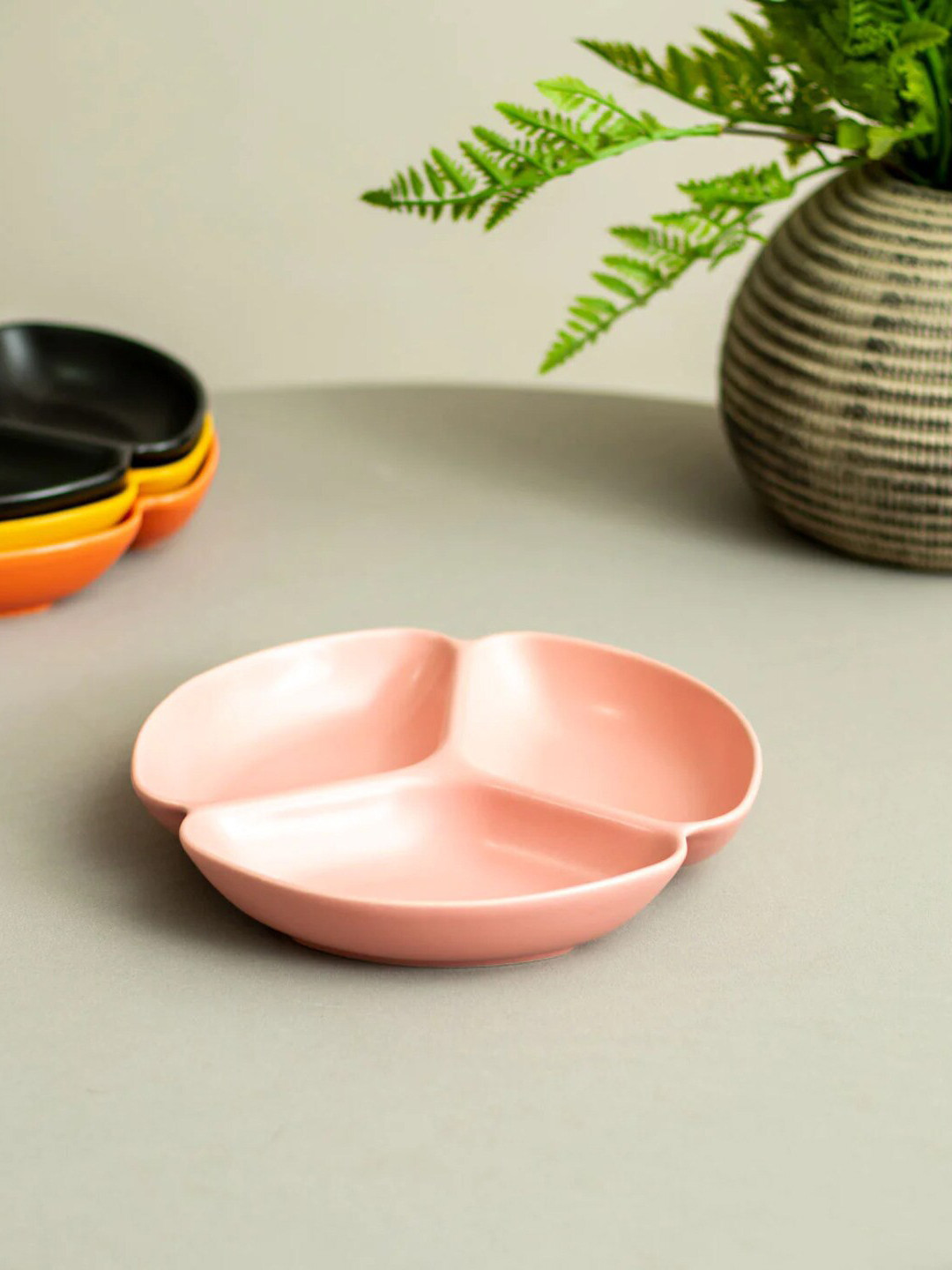 

THEDECORKART Pink Ceramic Easy to Clean Food Platter