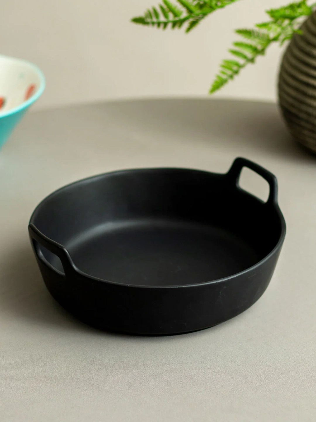 

THEDECORKART Black Ceramic Easy to Clean Serving Bowl 310 ml