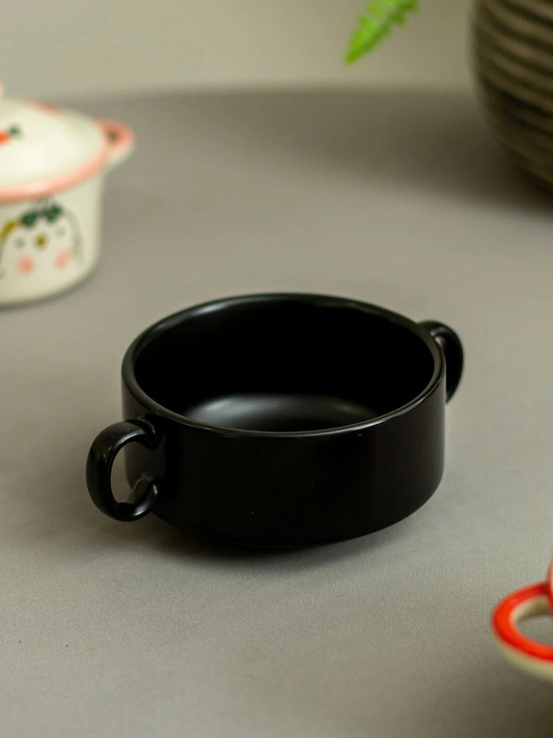 

THEDECORKART Black Ceramic Easy to Clean Serving Bowl 310 ml