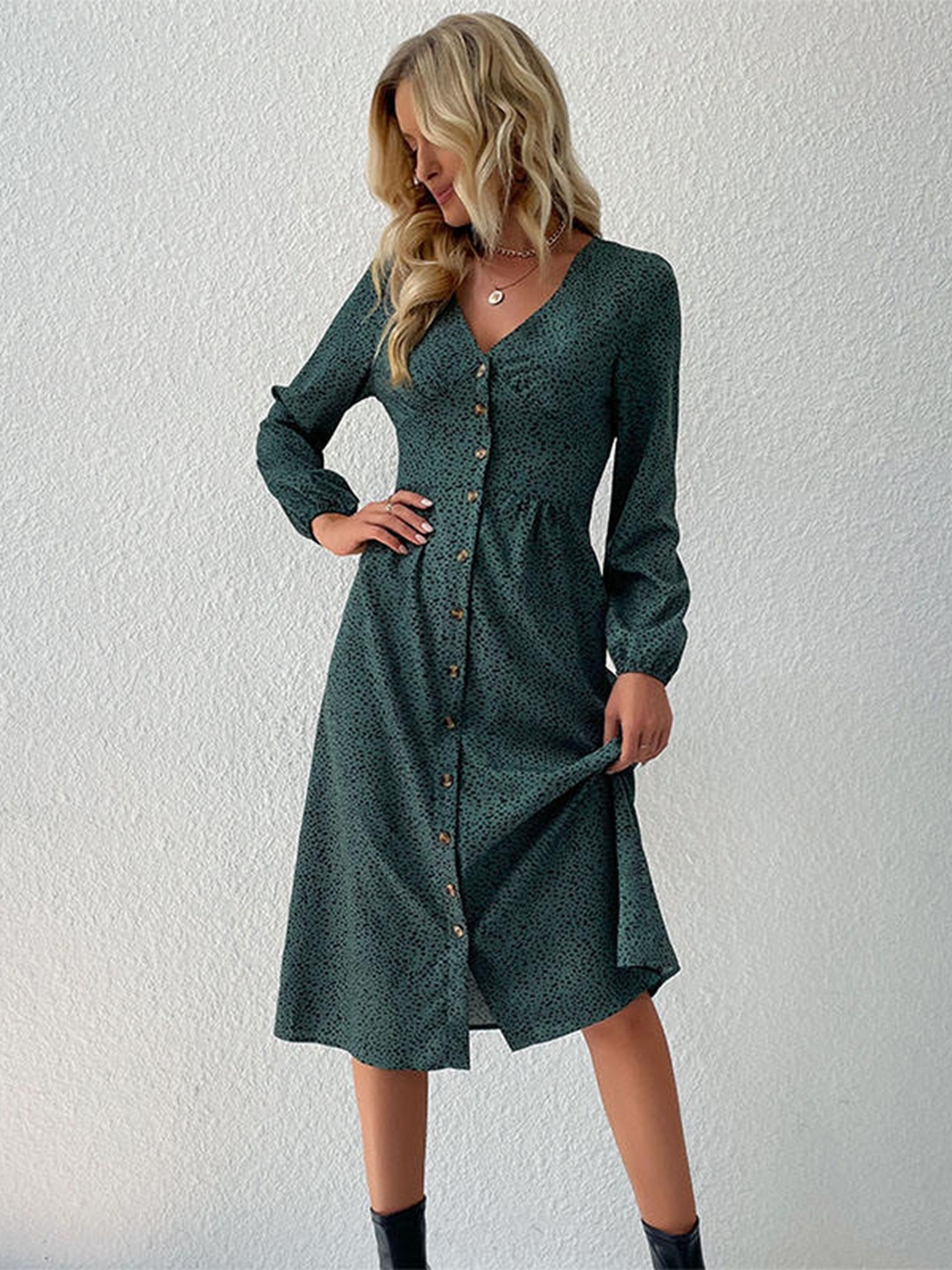 

StyleCast Green Animal Printed A-Line Cotton Midi Dress