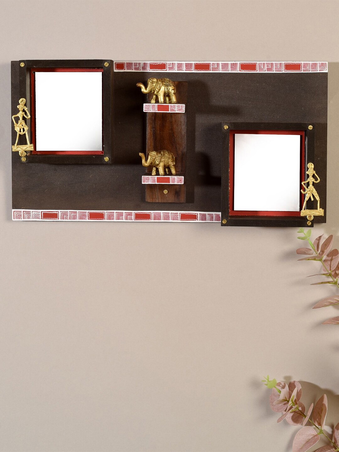 

AAKRITI ART CREATIONS Brown & Red Wooden Pocket Wall Shelf