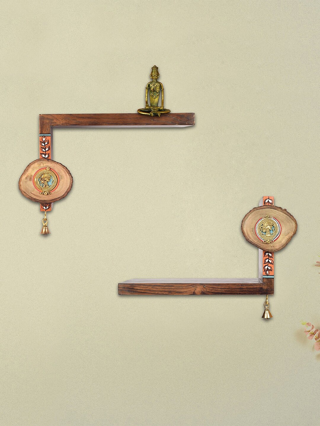 

AAKRITI ART CREATIONS Brown & Gold Toned 2 Pieces Wooden Pocket Wall Shelfs