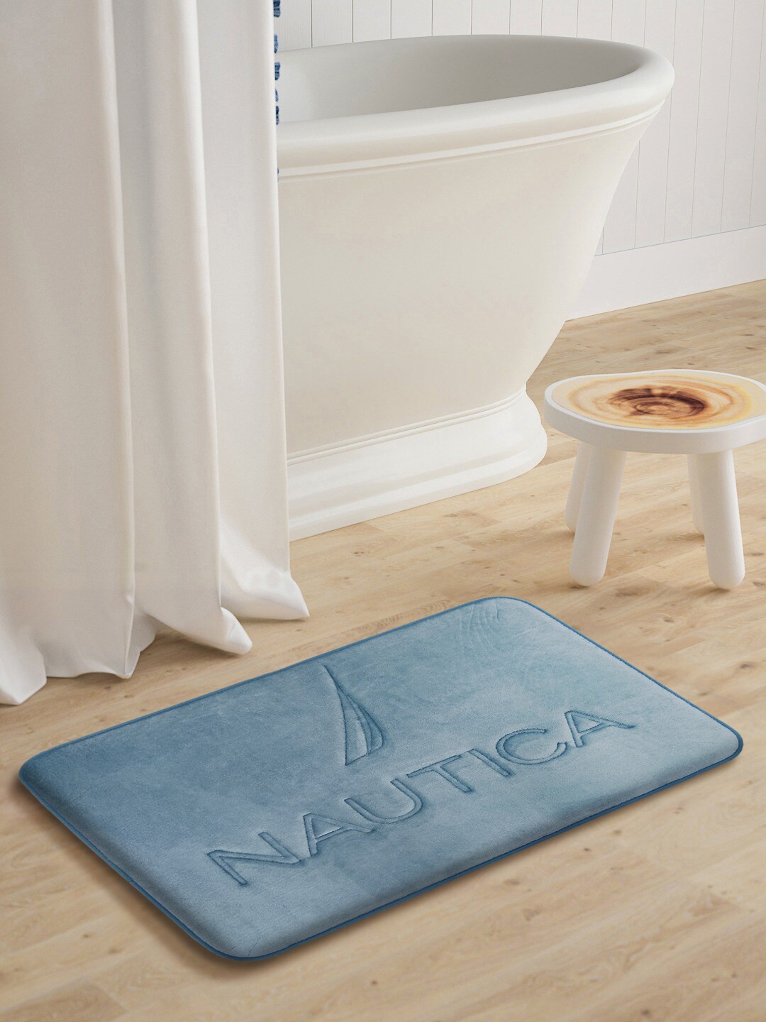 

Nautica Grey 2000 GSM Memory Foam Anti-Skid Bath Rug