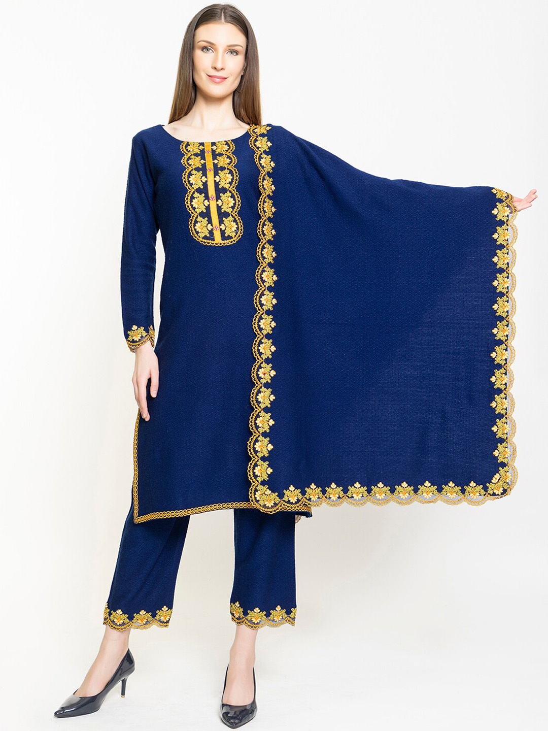 

Elthia Floral Embroidered Knitted Kurta with Trousers & Dupatta, Blue