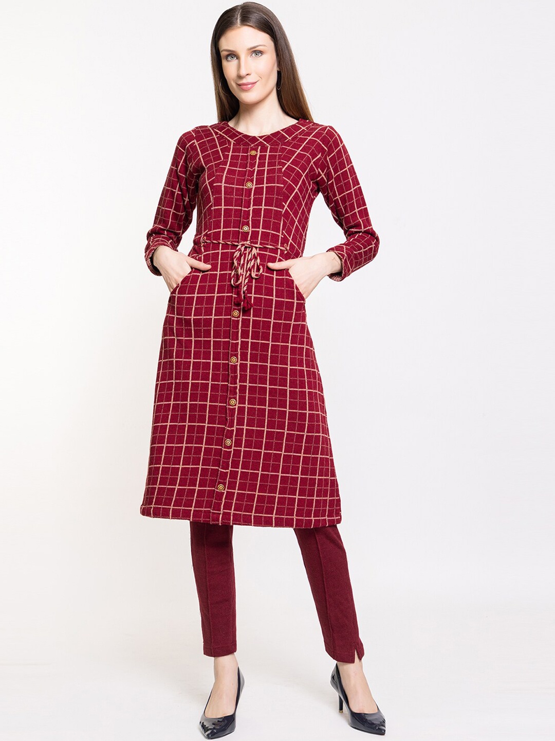 

Elthia Checked Straight Kurta with Trousers, Maroon
