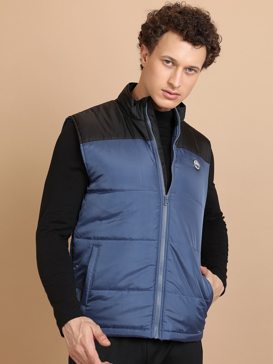

HIGHLANDER Colourblocked Mock Collar Padded Jacket, Teal