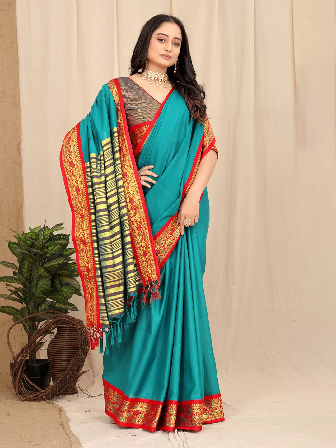 

ZIBLON Zari Kanjeevaram Saree, Teal