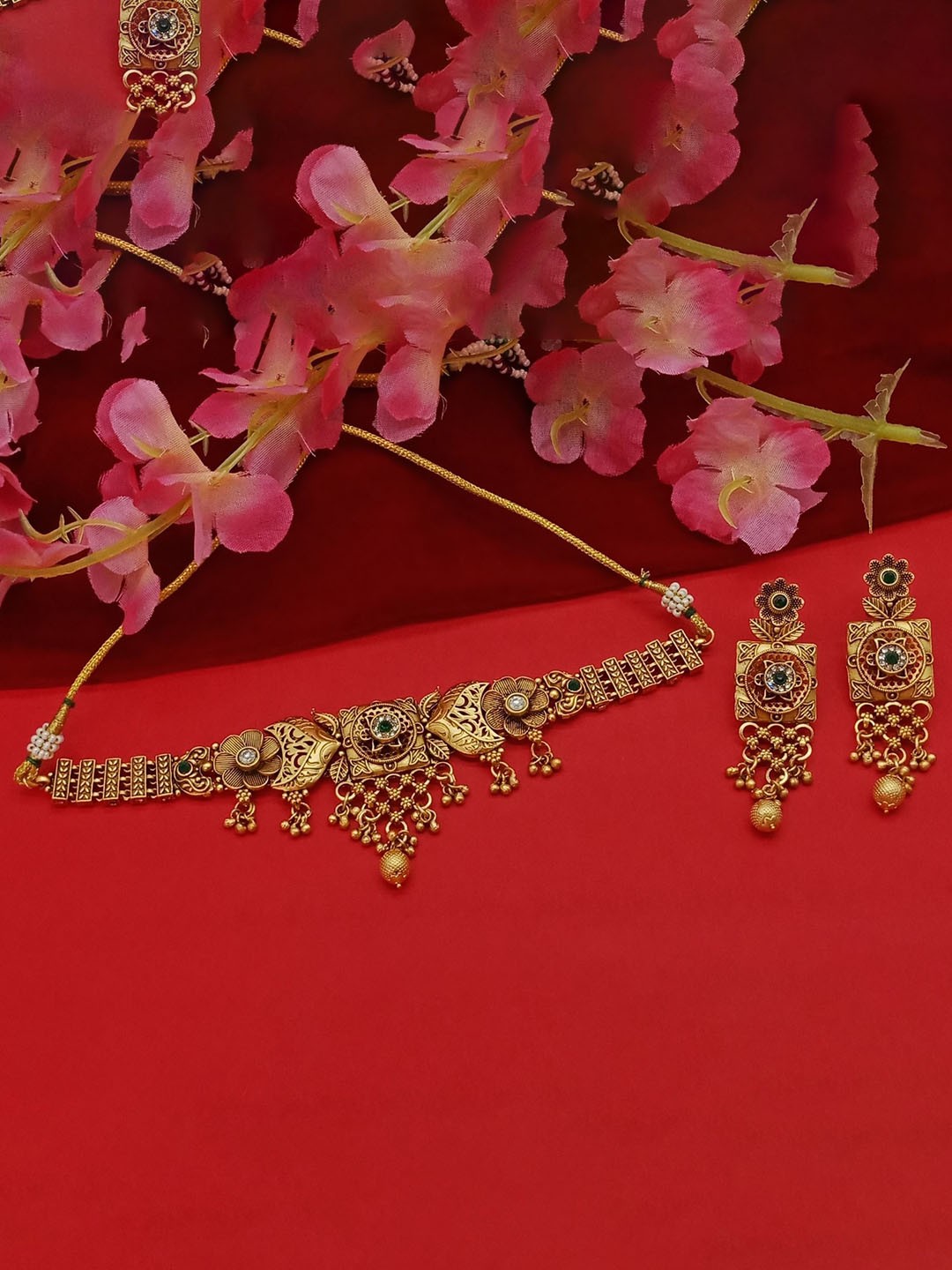 

AASHISH IMITATION Copper Plated Stones Studded Jewellery Set